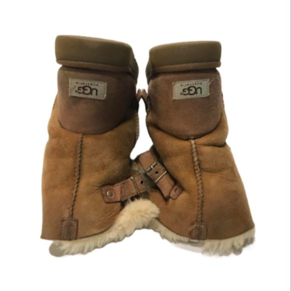 UGG Classic SHORT Dylyn Bomber Jacket Sheepskin Boots 1001202 - Picture 7 of 9